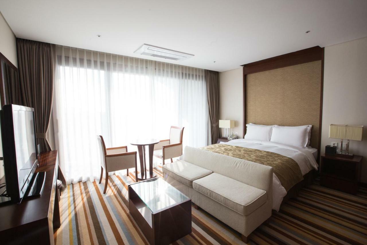 Raon Hotel & Resort Jeju Esterno foto
