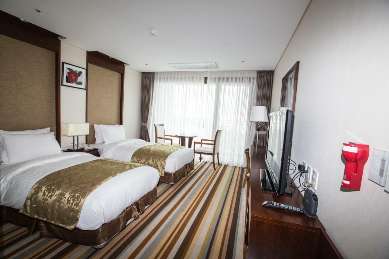 Raon Hotel & Resort Jeju Esterno foto
