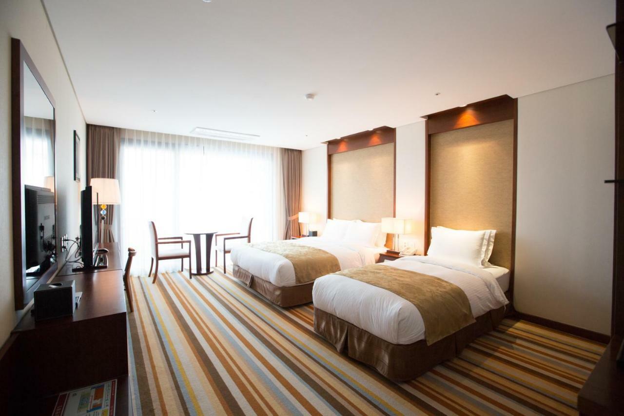 Raon Hotel & Resort Jeju Esterno foto